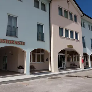 Hotel Risthotel Airport ***